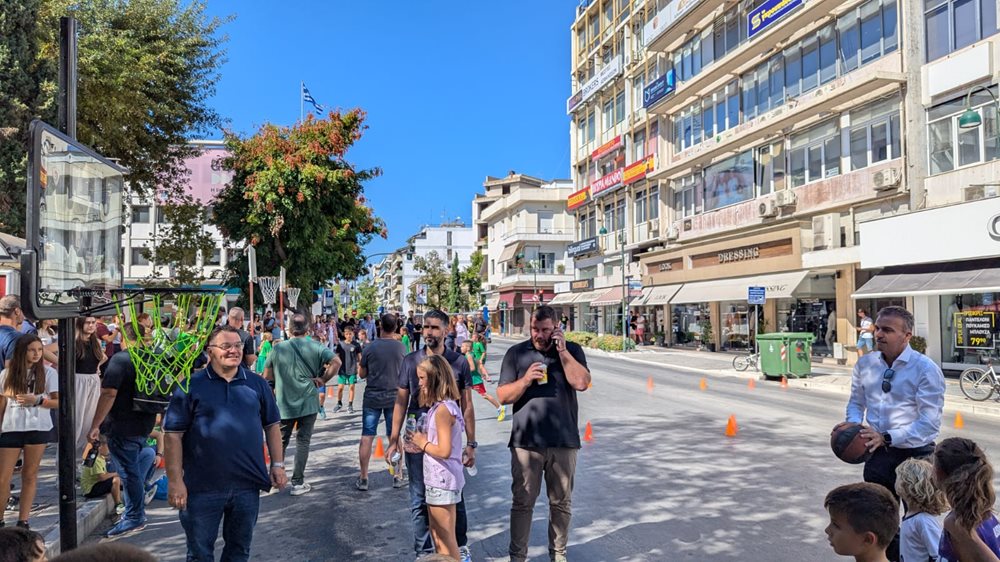 Αθλητικές εκδηλώσεις στο κέντρο της Λάρισας στο πλαίσιο της Ευρωπαϊκής Εβδομάδας Κινητικότητας 2025