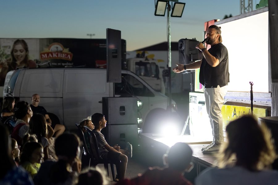 Στιγμιότυπο από την 2η ημέρα του Παζαριού Λάρισας