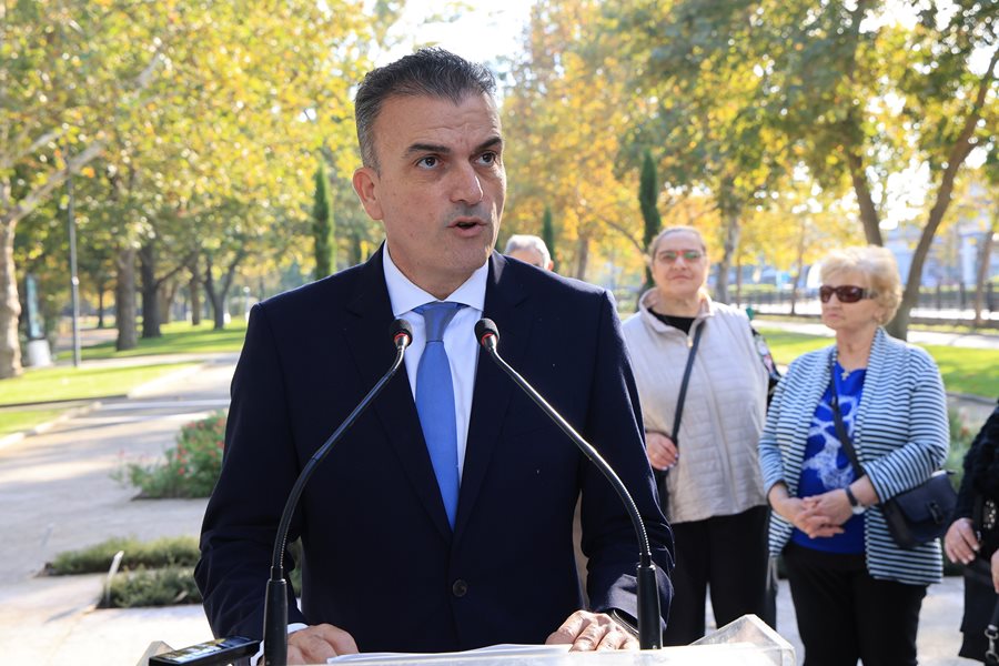 Στιγμιότυπο από τα εγκαίνια του Ιπποκράτειου Βοτανικού Κήπου