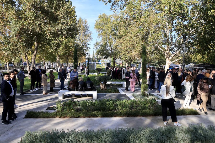 Στιγμιότυπο από τα εγκαίνια του Ιπποκράτειου Βοτανικού Κήπου