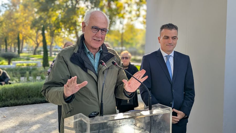 Στιγμιότυπο από τα εγκαίνια του Ιπποκράτειου Βοτανικού Κήπου