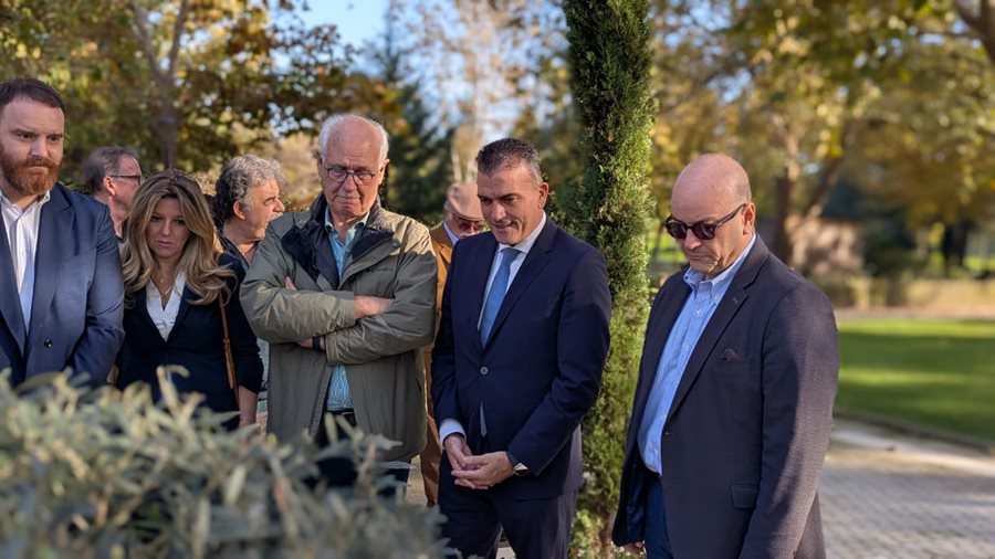 Στιγμιότυπο από τα εγκαίνια του Ιπποκράτειου Βοτανικού Κήπου