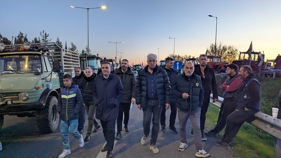 Ο κ.Μαμάκος στο μπλόκο της Νίκαιας