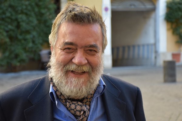 230220 vivlio pastakas 1