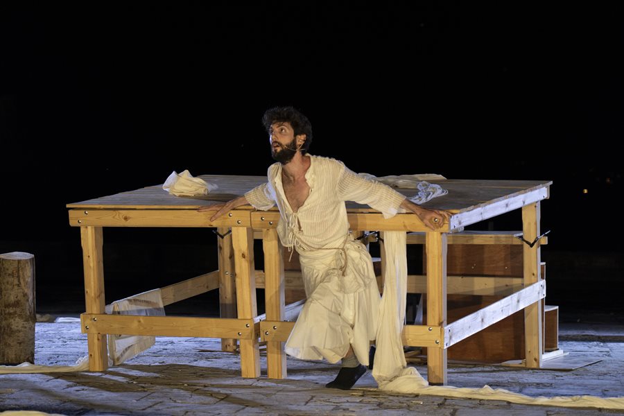 250808 dipethe ioanninon 1