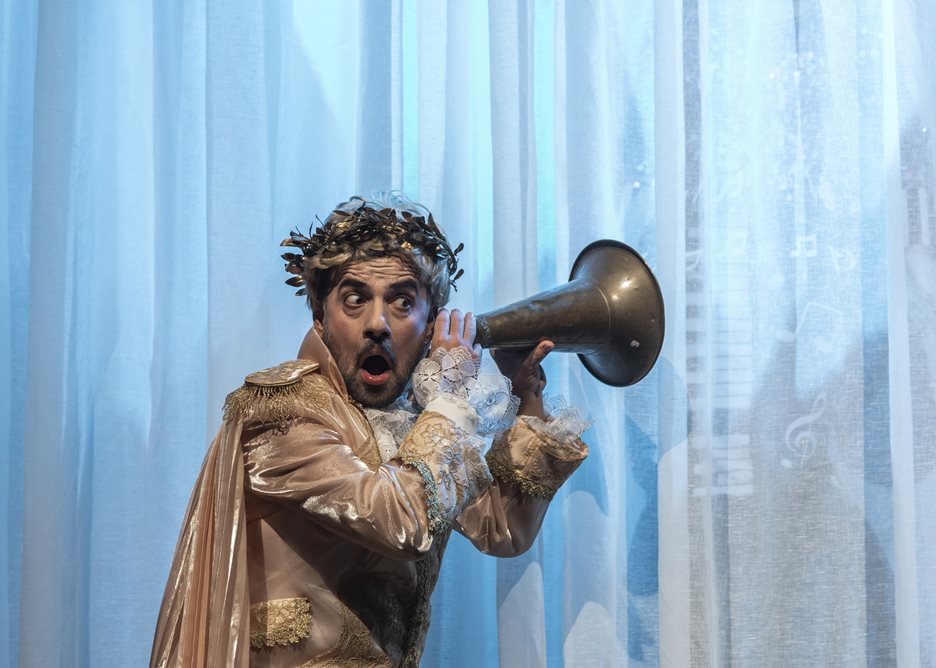 251106 ethniki lyriki skini 1